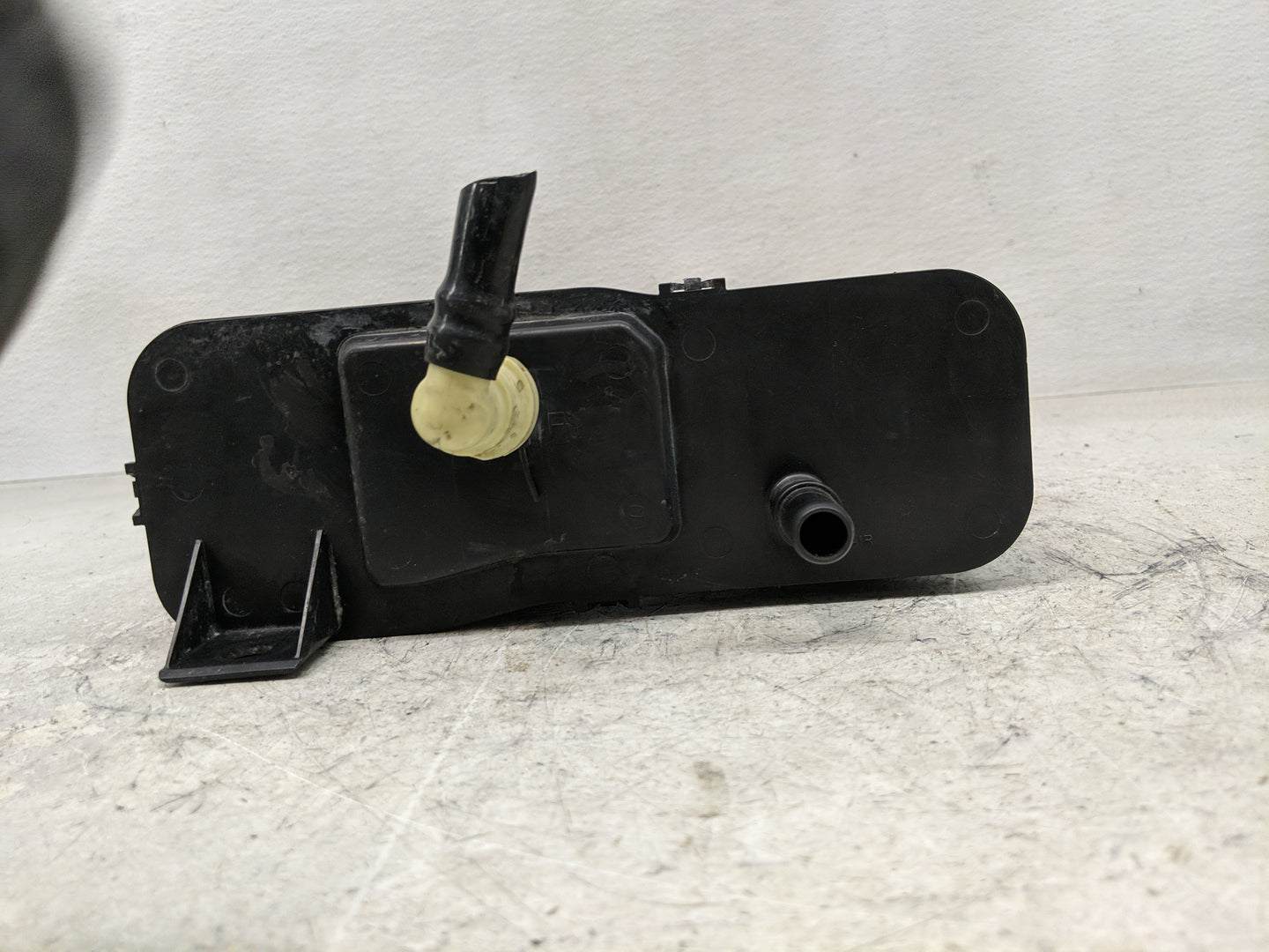 2018 Chevrolet Equinox Fuel Vapor Charcoal Canister - Oemusedautoparts1.com