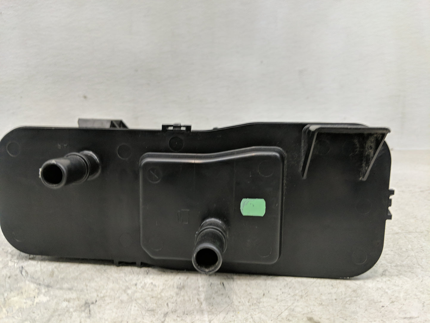 2018 Chevrolet Equinox Fuel Vapor Charcoal Canister 1357775 - Oemusedautoparts1.com