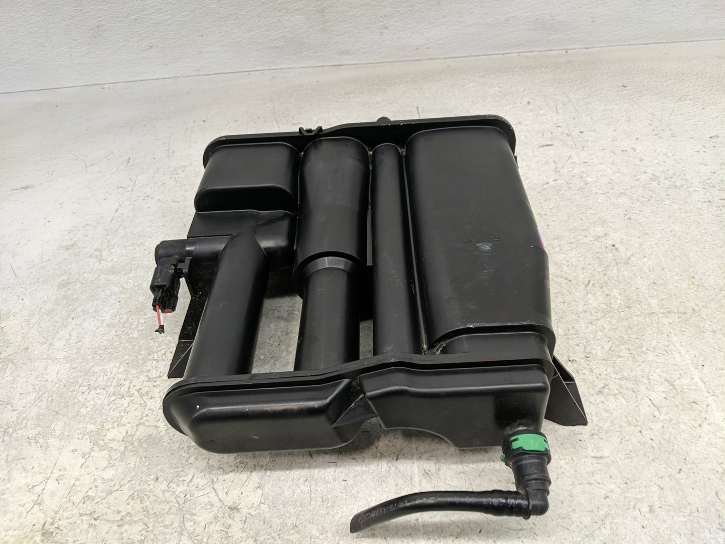 2018 Chevrolet Equinox Fuel Vapor Charcoal Canister 1357775 - Oemusedautoparts1.com