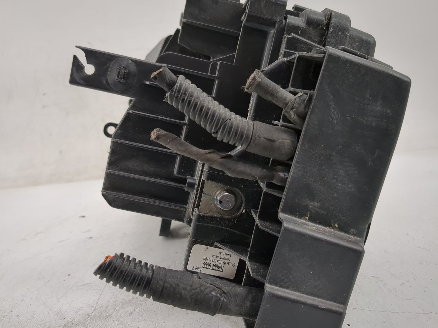 2018 Chevrolet Equinox Fusebox Fuse Box Panel Relay Module P/N:23246682 Fits OEM Used Auto Parts - Oemusedautoparts1.com