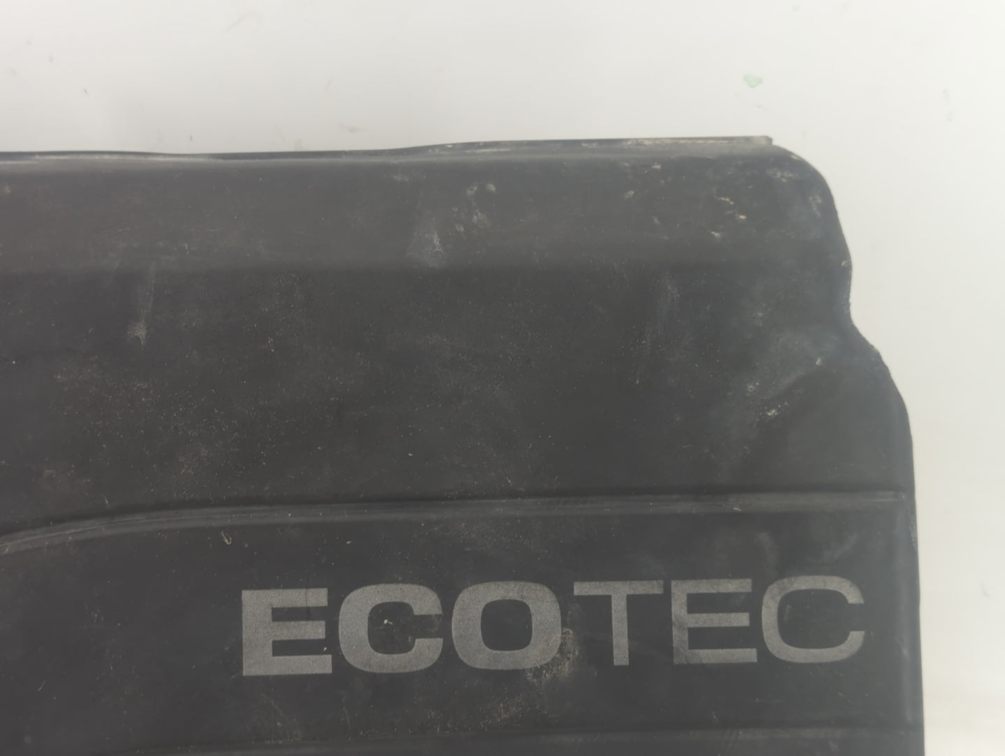 2018 Chevrolet Equinox Engine Cover - Oemusedautoparts1.com