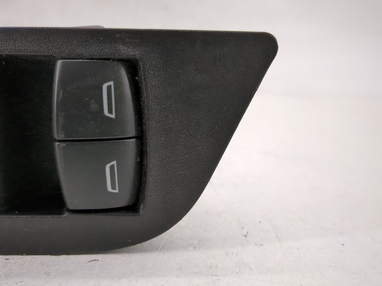 2018-2022 Chevrolet Equinox Master Power Window Switch Replacement Driver Side Left P/N:84139693 Fits OEM Used Auto Parts - 