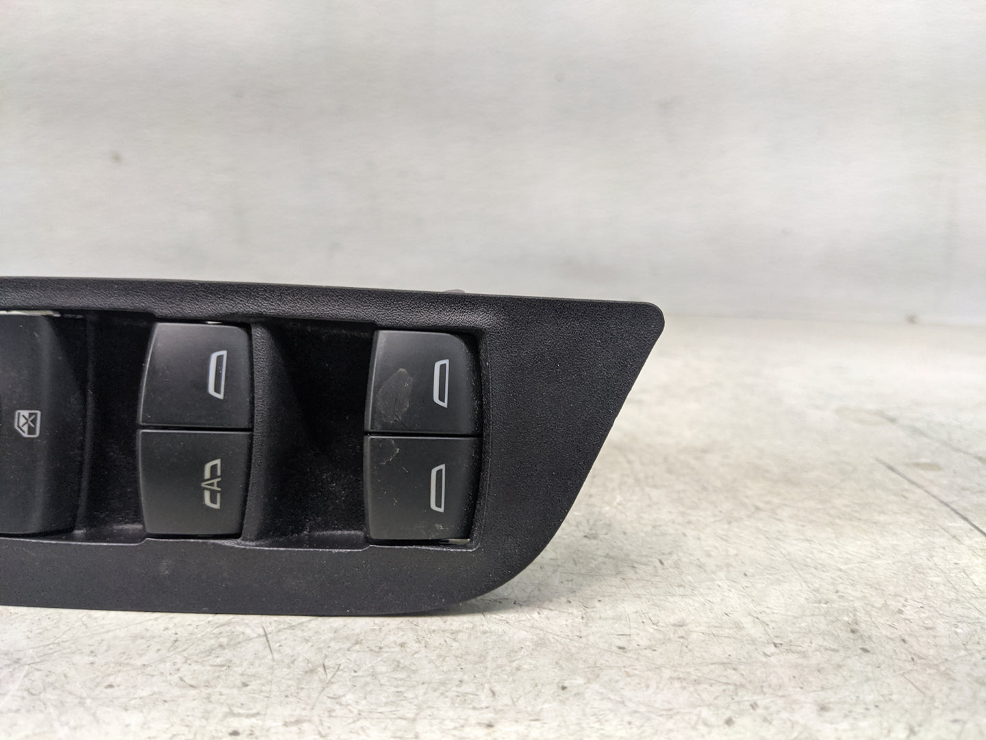 2018-2022 Chevrolet Equinox Master Power Window Switch Replacement Driver Side Left P/N:84139693 Fits OEM Used Auto Parts - 