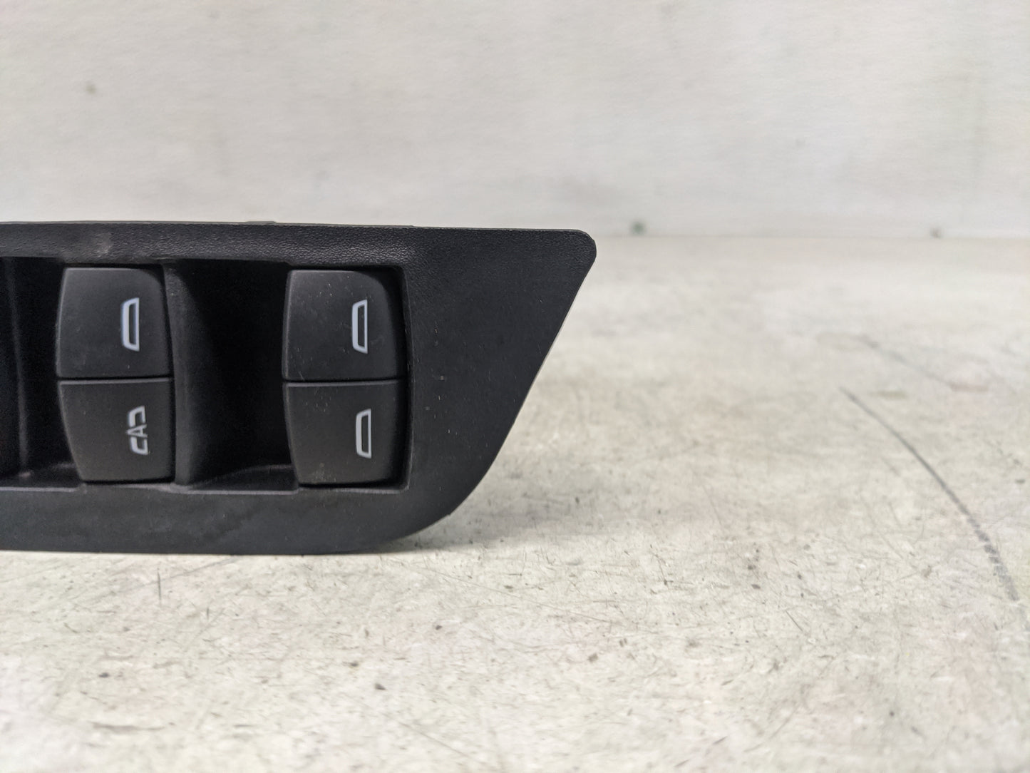 2018-2022 Chevrolet Equinox Master Power Window Switch Replacement Driver Side Left P/N:84699725 Fits OEM Used Auto Parts - 