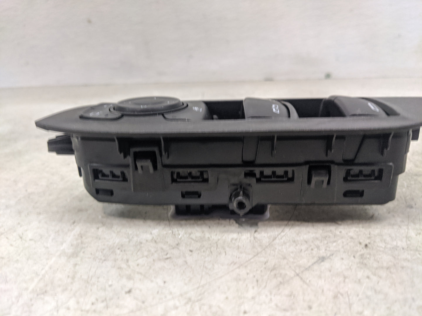 2018-2022 Chevrolet Equinox Master Power Window Switch Replacement Driver Side Left P/N:84699725 Fits OEM Used Auto Parts - 