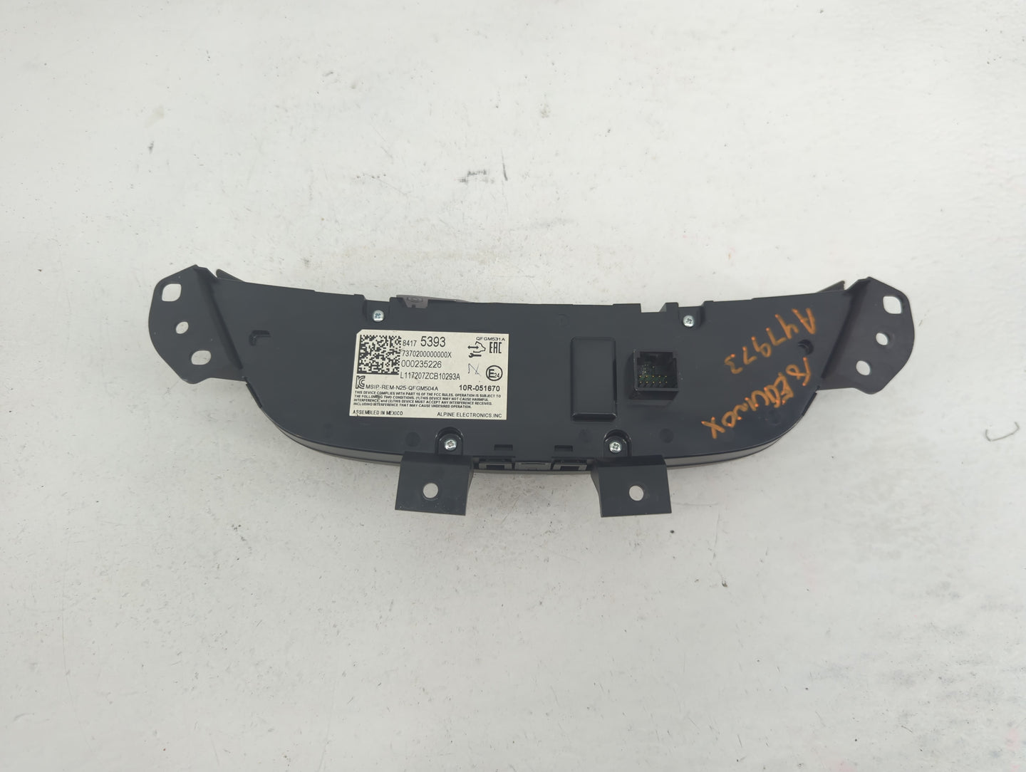 2018 Chevrolet Equinox Climate Control Module Temperature AC/Heater Replacement P/N:84175393 Fits OEM Used Auto Parts - Oemu