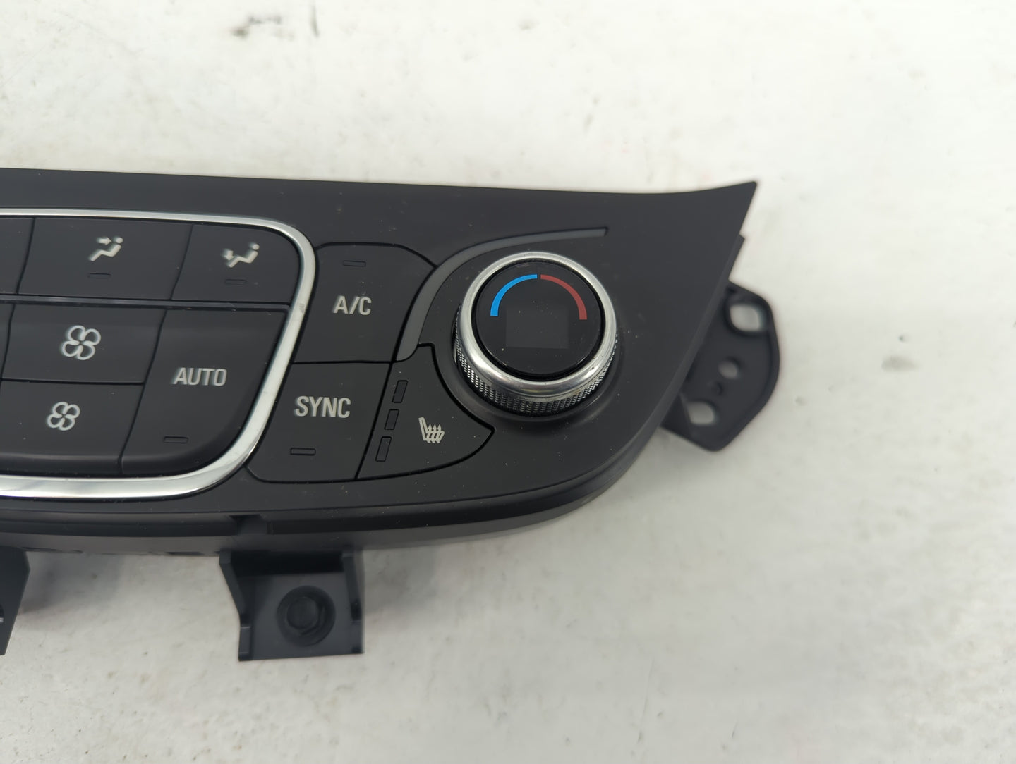 2018 Chevrolet Equinox Climate Control Module Temperature AC/Heater Replacement P/N:000235226 84422506 Fits OEM Used Auto Pa