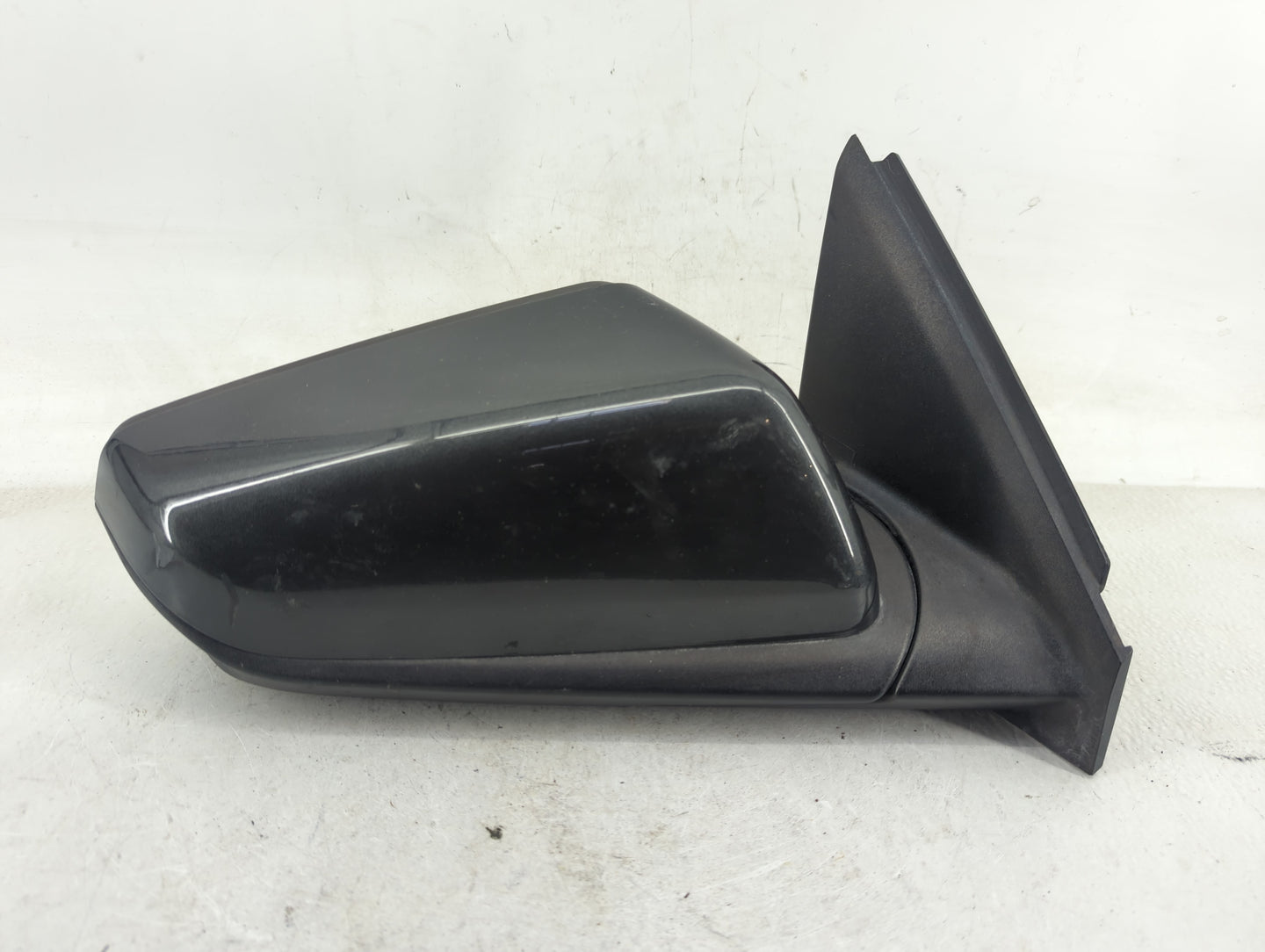 2018-2022 Chevrolet Equinox Passenger Side View Mirror - Right Door Mirror OEM Used - Oemusedautoparts1.com