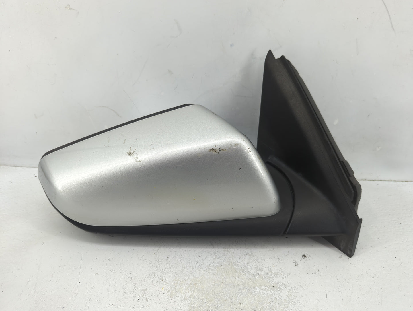 2018-2022 Chevrolet Equinox Passenger Side View Mirror - Right Door Mirror OEM Used - Oemusedautoparts1.com