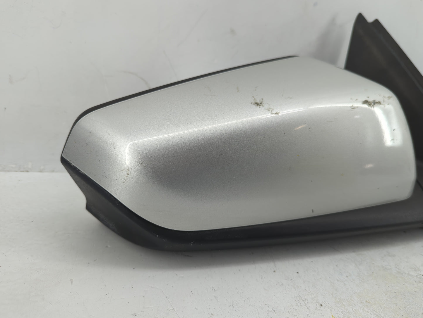 2018-2022 Chevrolet Equinox Passenger Side View Mirror - Right Door Mirror OEM Used - Oemusedautoparts1.com