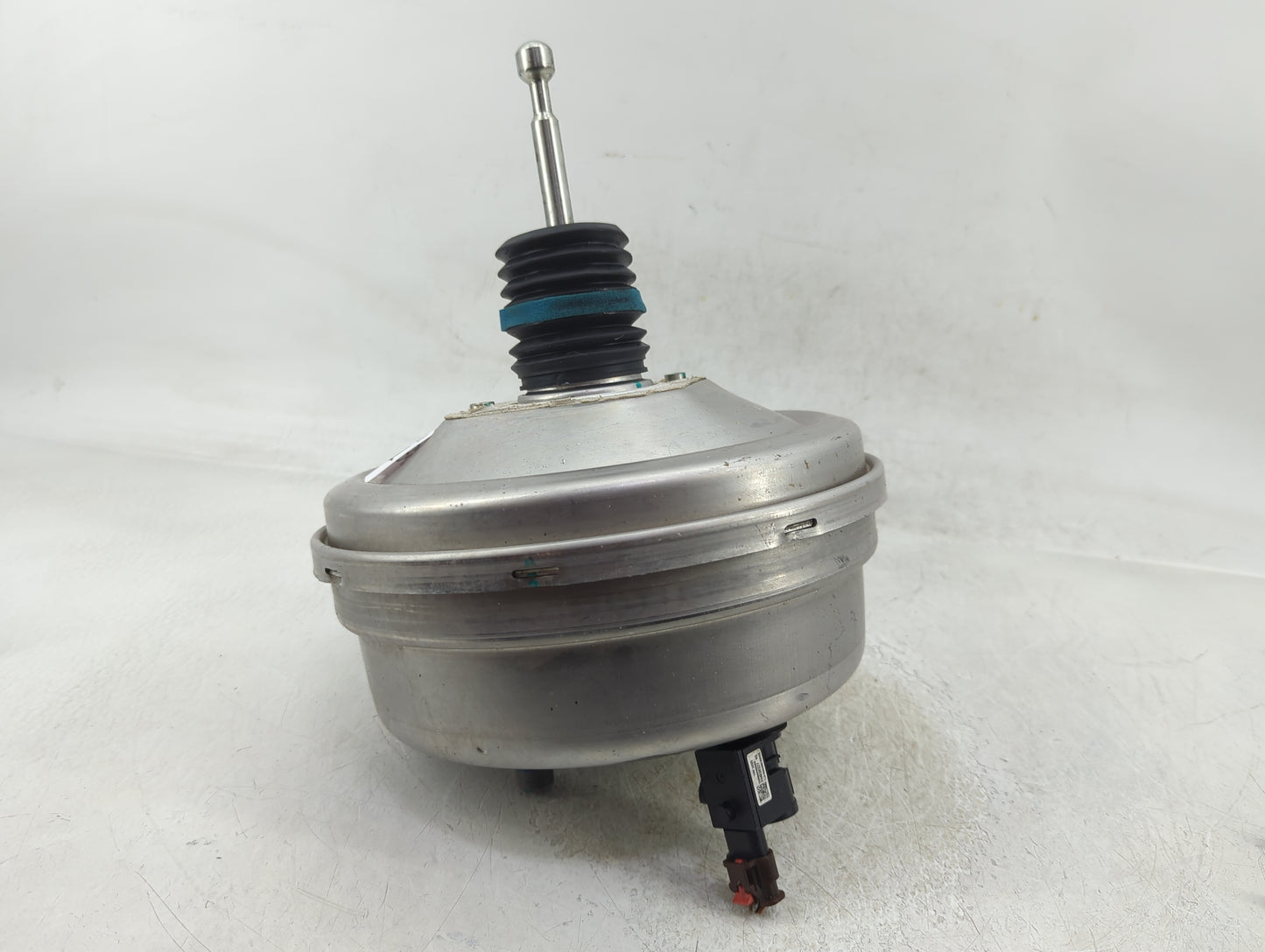 2018-2022 Chevrolet Equinox Power Brake Booster Oem 1382960 - Oemusedautoparts1.com