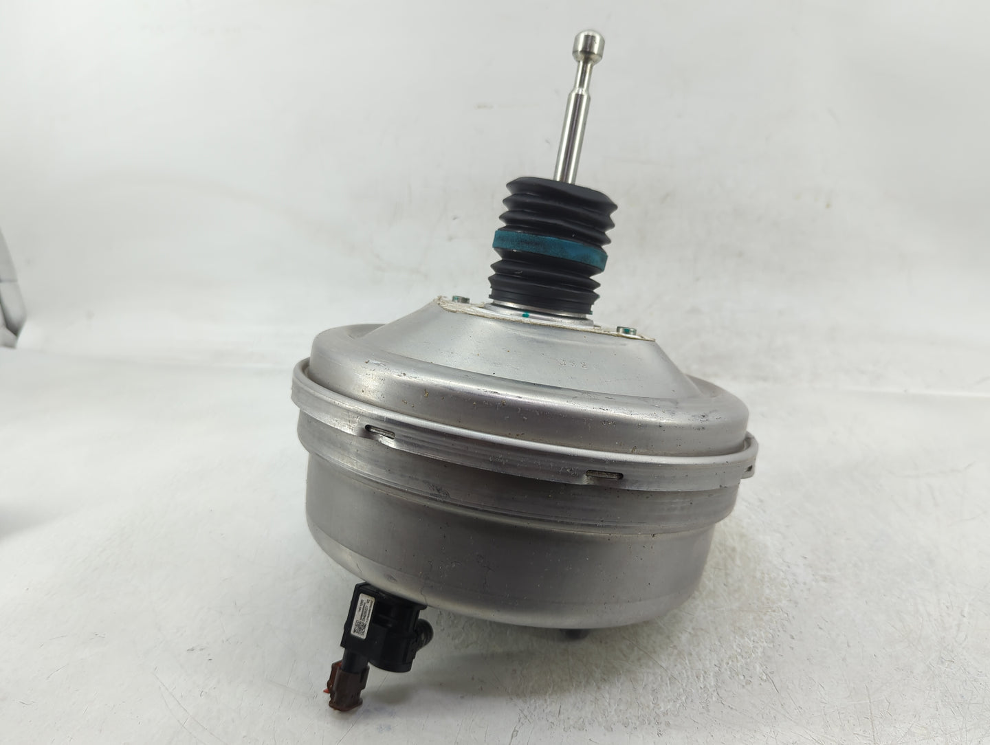 2018-2022 Chevrolet Equinox Power Brake Booster Oem - Oemusedautoparts1.com