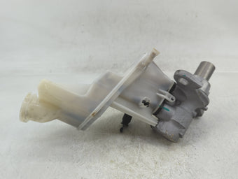compare product 2018-2022 Chevrolet Equinox Brake Master Cylinder 1383094