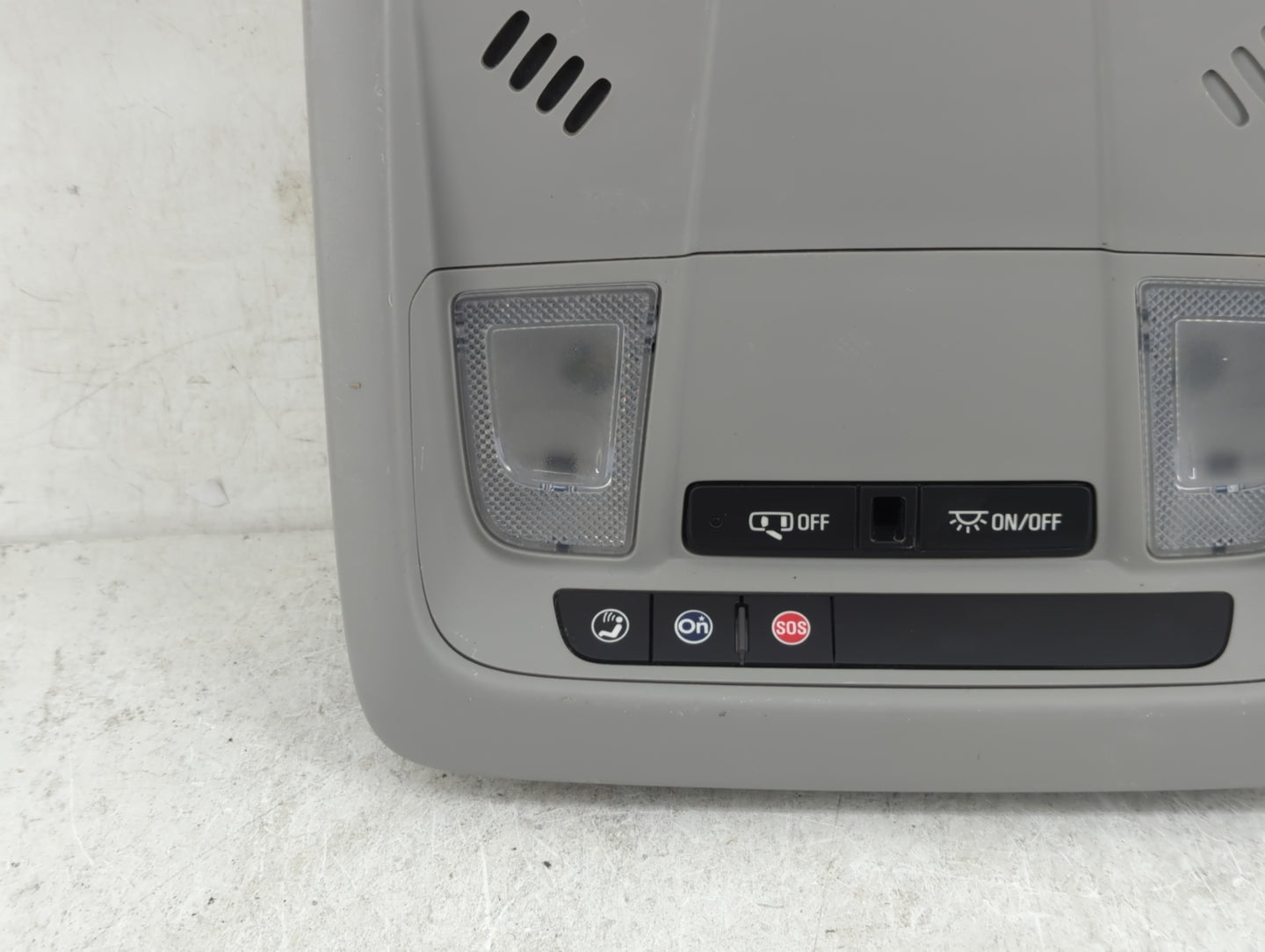 2018 Chevrolet Equinox Overhead Roof Console - Oemusedautoparts1.com