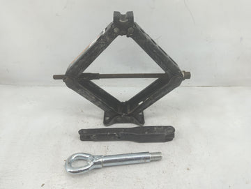 2018 Chevrolet Equinox Spare Scissor Car Jack - Oemusedautoparts1.com