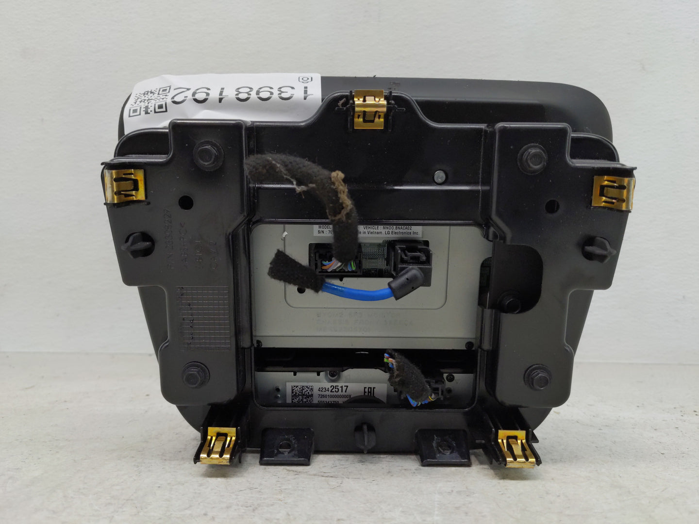 2018 Chevrolet Equinox Information Display Screen Black 1398192 - Oemusedautoparts1.com
