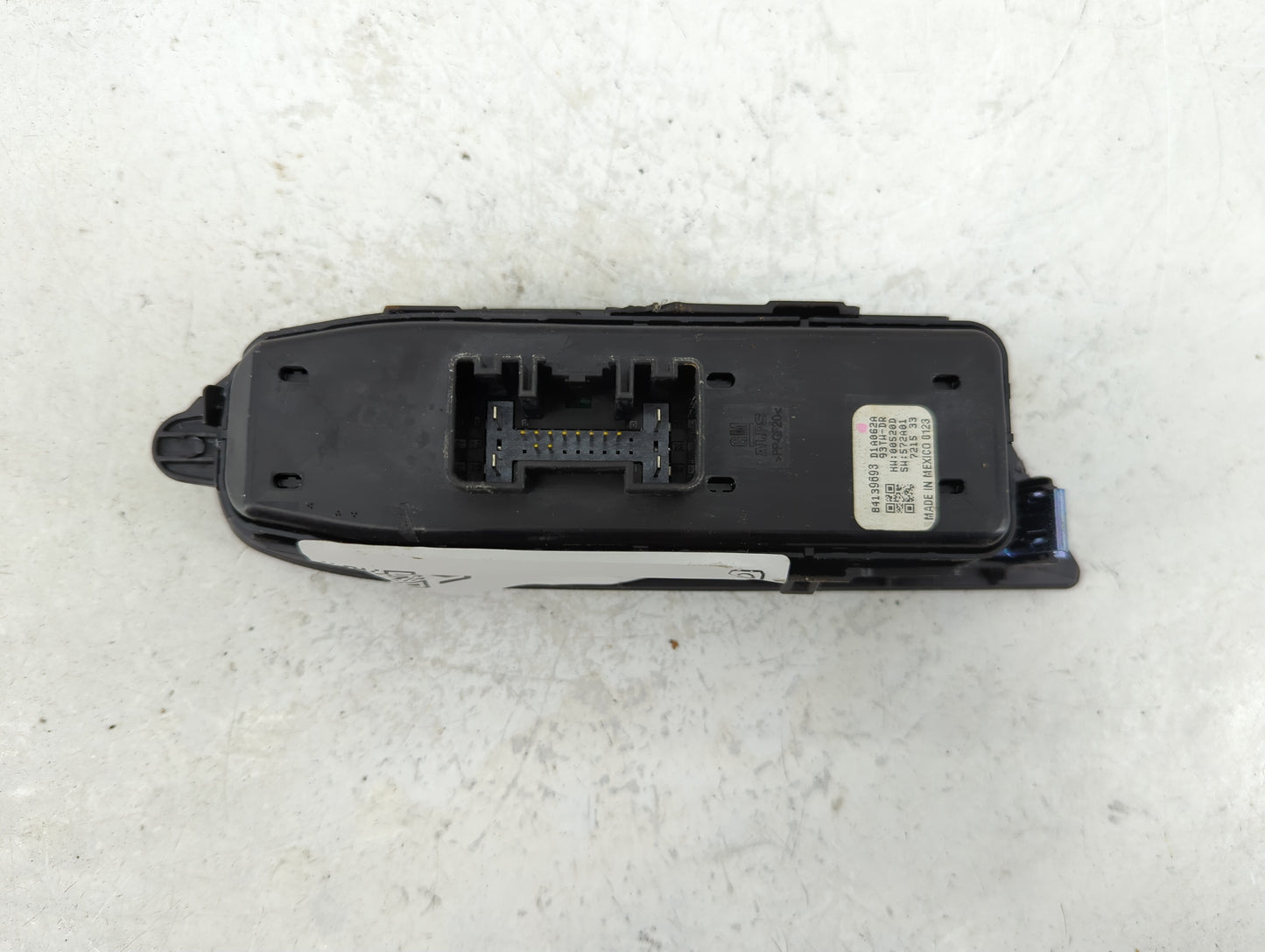 2018-2022 Chevrolet Equinox Master Power Window Switch Replacement Driver Side Left P/N:84139693 Fits OEM Used Auto Parts - 