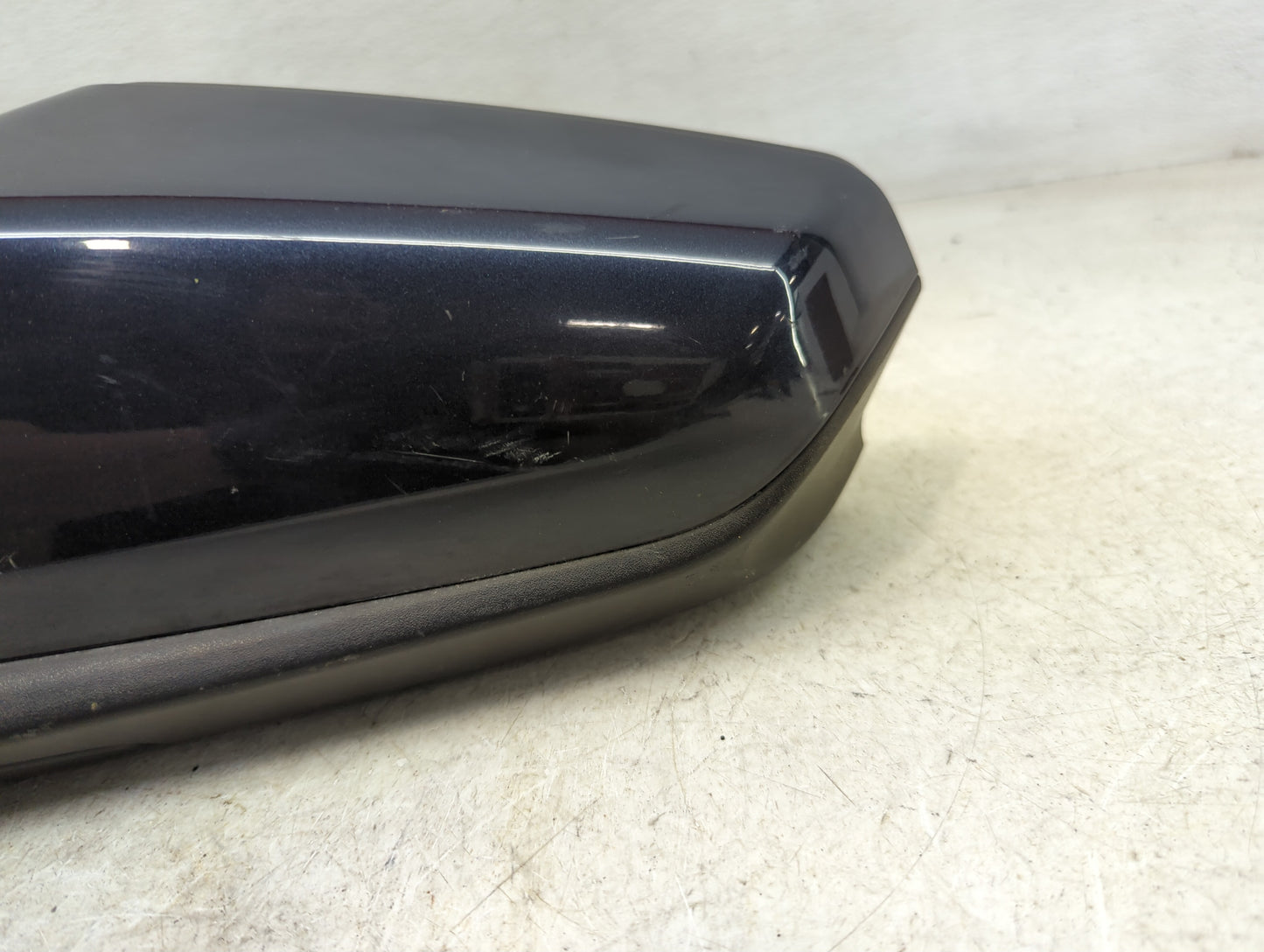 2018-2022 Chevrolet Equinox Driver Side View Mirror - Left Door Mirror OEM Used - Oemusedautoparts1.com