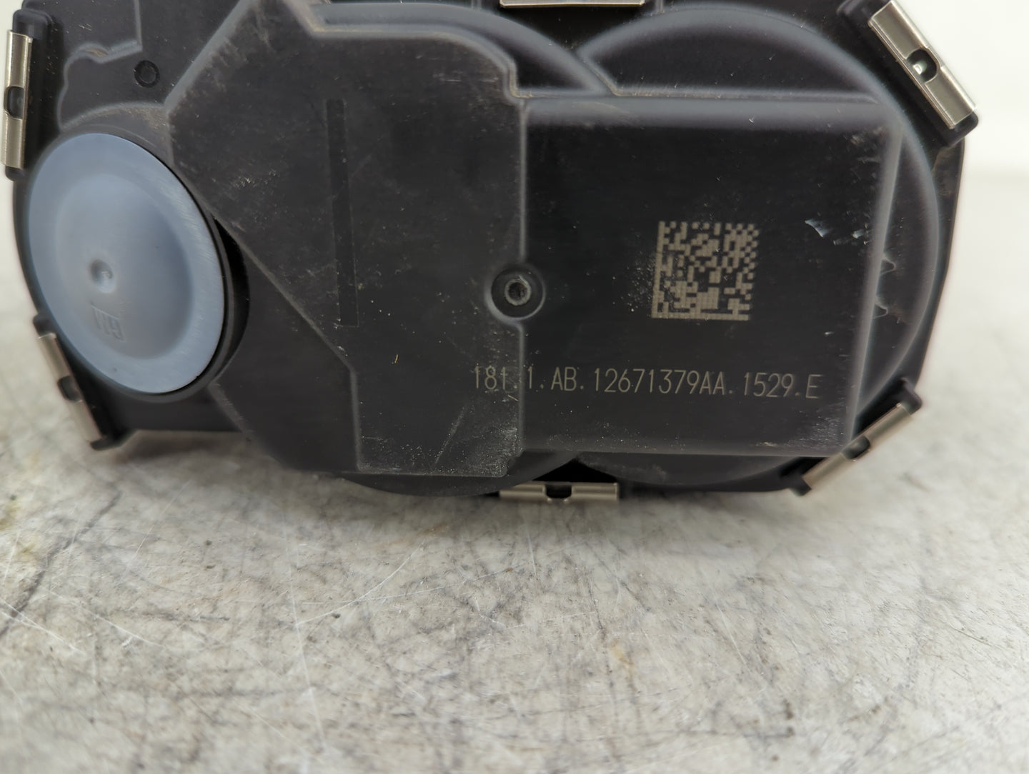 2018-2022 Chevrolet Equinox Throttle Body P/N:12671379AA Fits Fits 2016 2017 2018 2019 2020 2021 2022 OEM Used Auto Parts - 