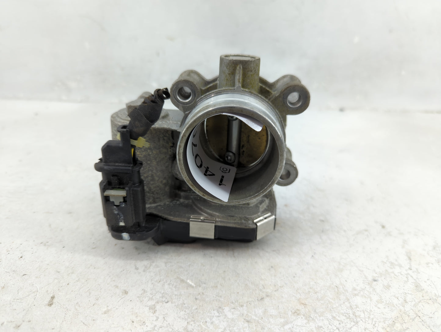 2018-2022 Chevrolet Equinox Throttle Body P/N:12671379AA Fits Fits 2016 2017 2018 2019 2020 2021 2022 OEM Used Auto Parts - 