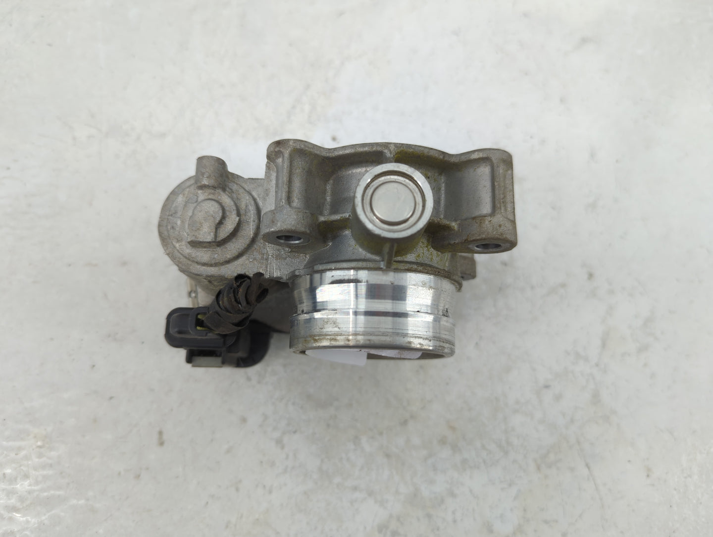 2018-2022 Chevrolet Equinox Throttle Body P/N:12671379AA Fits Fits 2016 2017 2018 2019 2020 2021 2022 OEM Used Auto Parts - 