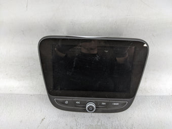 compare product 2018 Chevrolet Equinox Information Display Screen