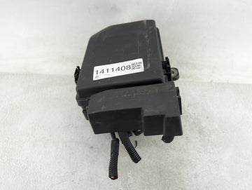 2018-2022 Chevrolet Equinox Fusebox Fuse Box Panel Relay Module Fits Fits 2018 2019 2020 2021 2022 OEM Used Auto Parts - Oem