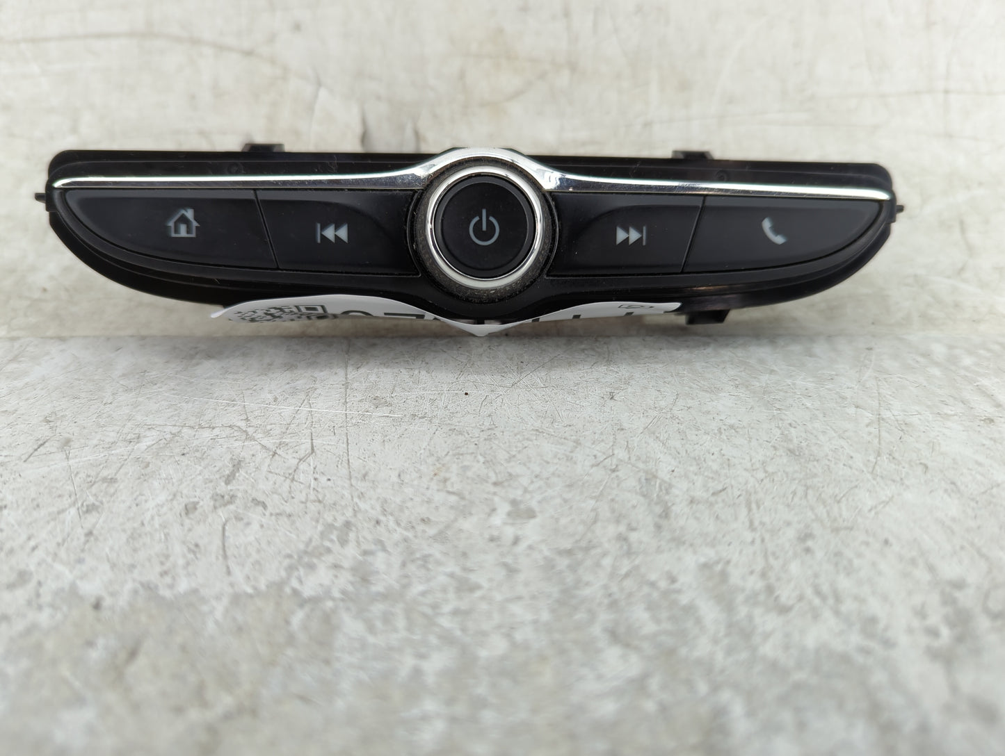 2018-2018 Chevrolet Equinox Radio Control Panel - Oemusedautoparts1.com