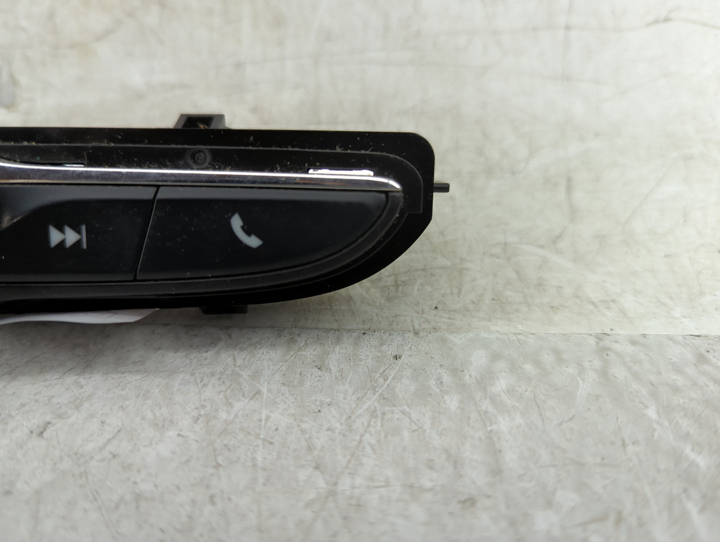 2018-2018 Chevrolet Equinox Radio Control Panel - Oemusedautoparts1.com