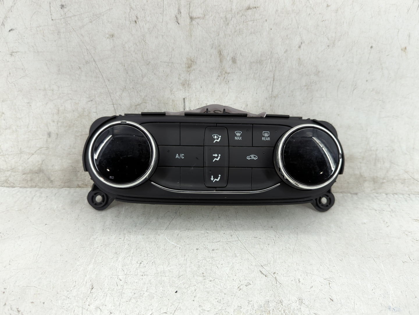 2018 Chevrolet Equinox Climate Control Module Temperature AC/Heater Replacement P/N:42810983 7370200000000X Fits OEM Used Au