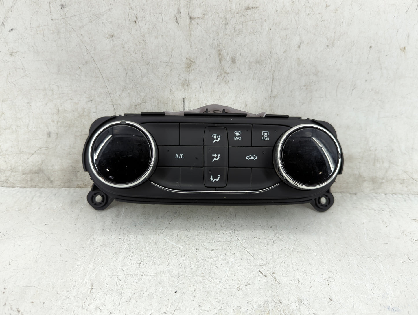2018 Chevrolet Equinox Climate Control Module Temperature AC/Heater Replacement P/N:42810983 7370200000000X Fits OEM Used Au