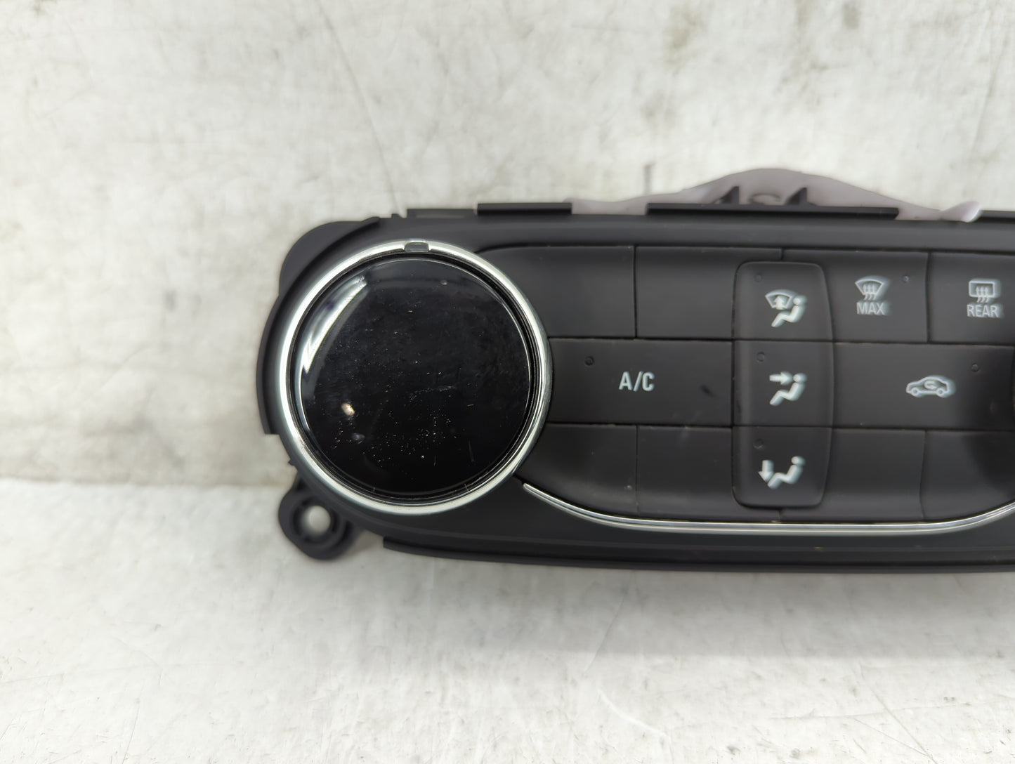 2018 Chevrolet Equinox Climate Control Module Temperature AC/Heater Replacement P/N:42810983 7370200000000X Fits OEM Used Au
