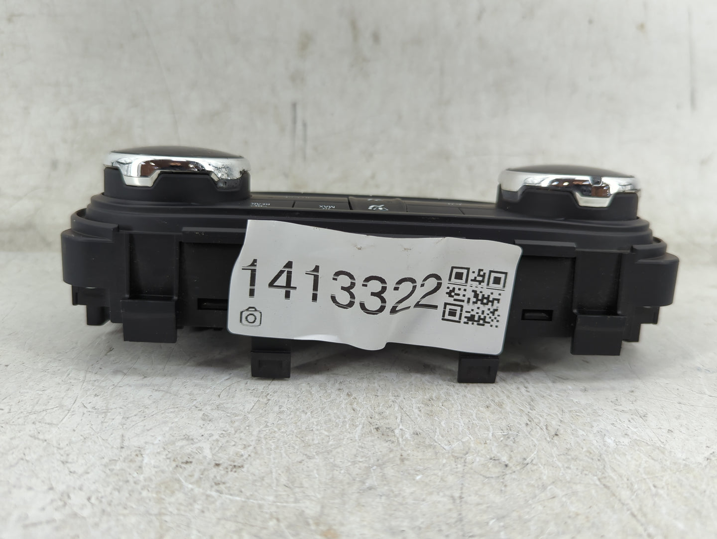 2018 Chevrolet Equinox Climate Control Module Temperature AC/Heater Replacement P/N:42810983 7370200000000X Fits OEM Used Au