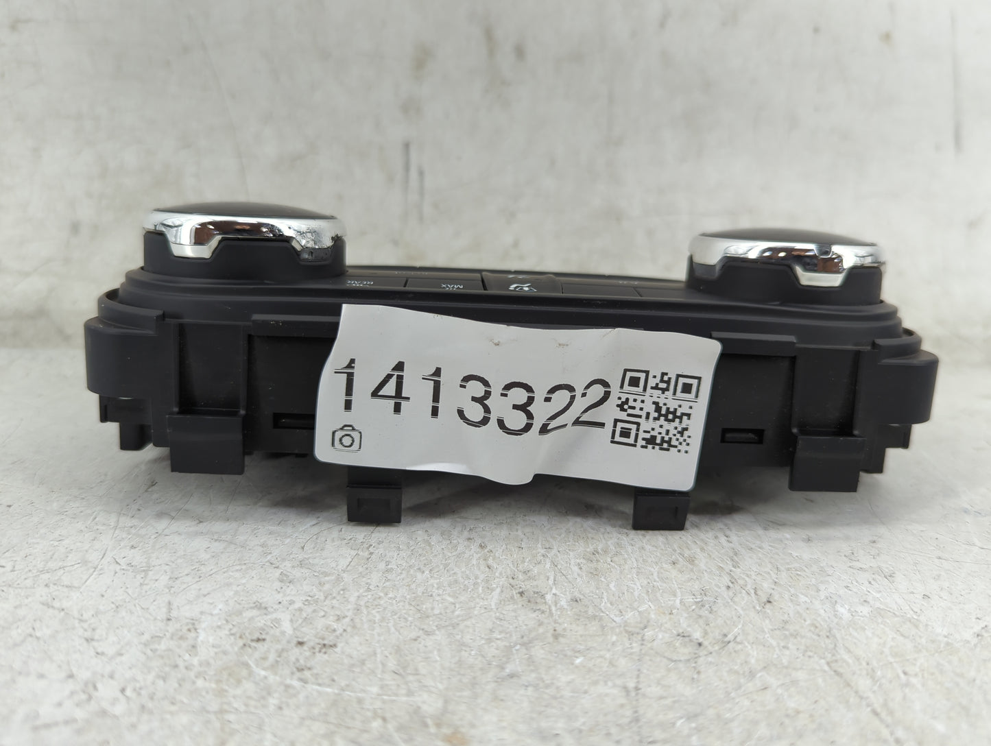 2018 Chevrolet Equinox Climate Control Module Temperature AC/Heater Replacement P/N:42810983 7370200000000X Fits OEM Used Au