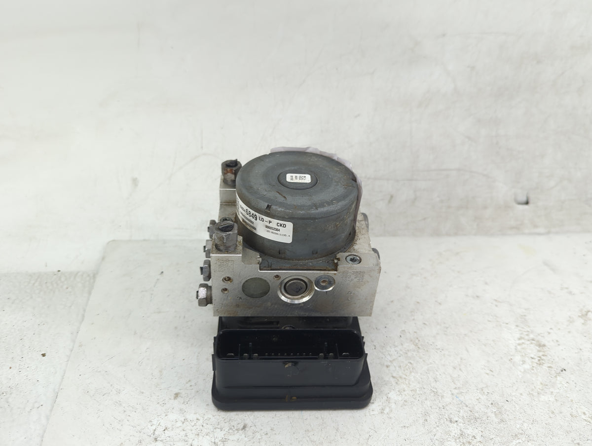 2018-2019 Chevrolet Equinox Anti-Lock Brake ABS Pump Module Actuator OEM P/N:84342055 Fits Fits 2018 2019 2020 2021 OEM Used