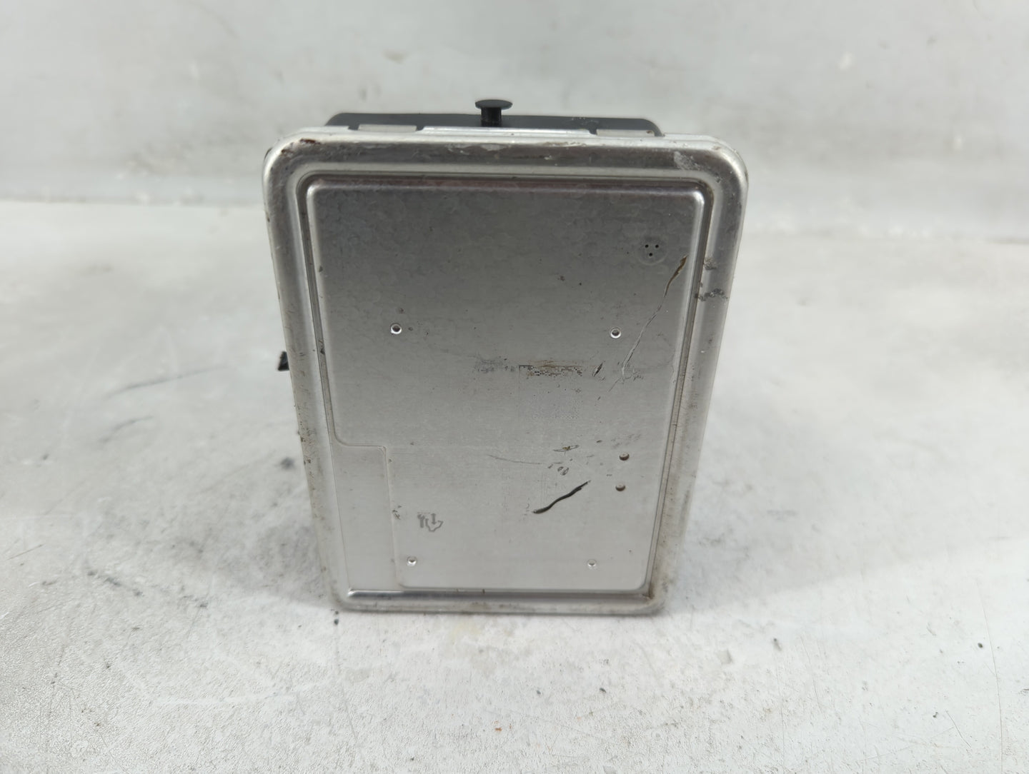 2018-2019 Chevrolet Equinox ABS Pump Control Module Replacement P/N:84254908 Fits Fits 2018 2019 2020 2021 OEM Used Auto Par