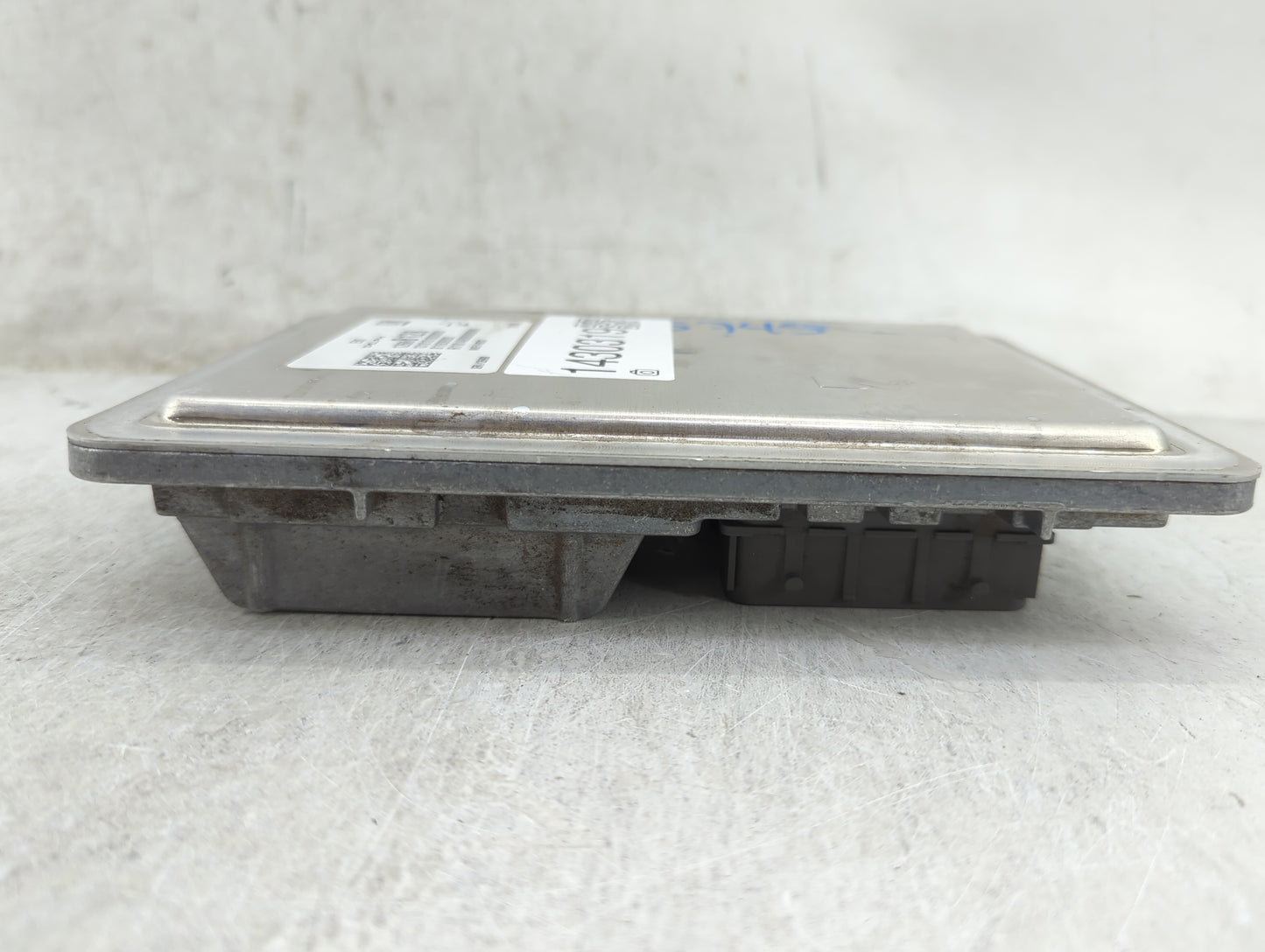2018-2020 Chevrolet Equinox PCM Engine Control Computer ECU ECM PCU OEM P/N:12688128 12669908 Fits OEM Used Auto Parts - Oem