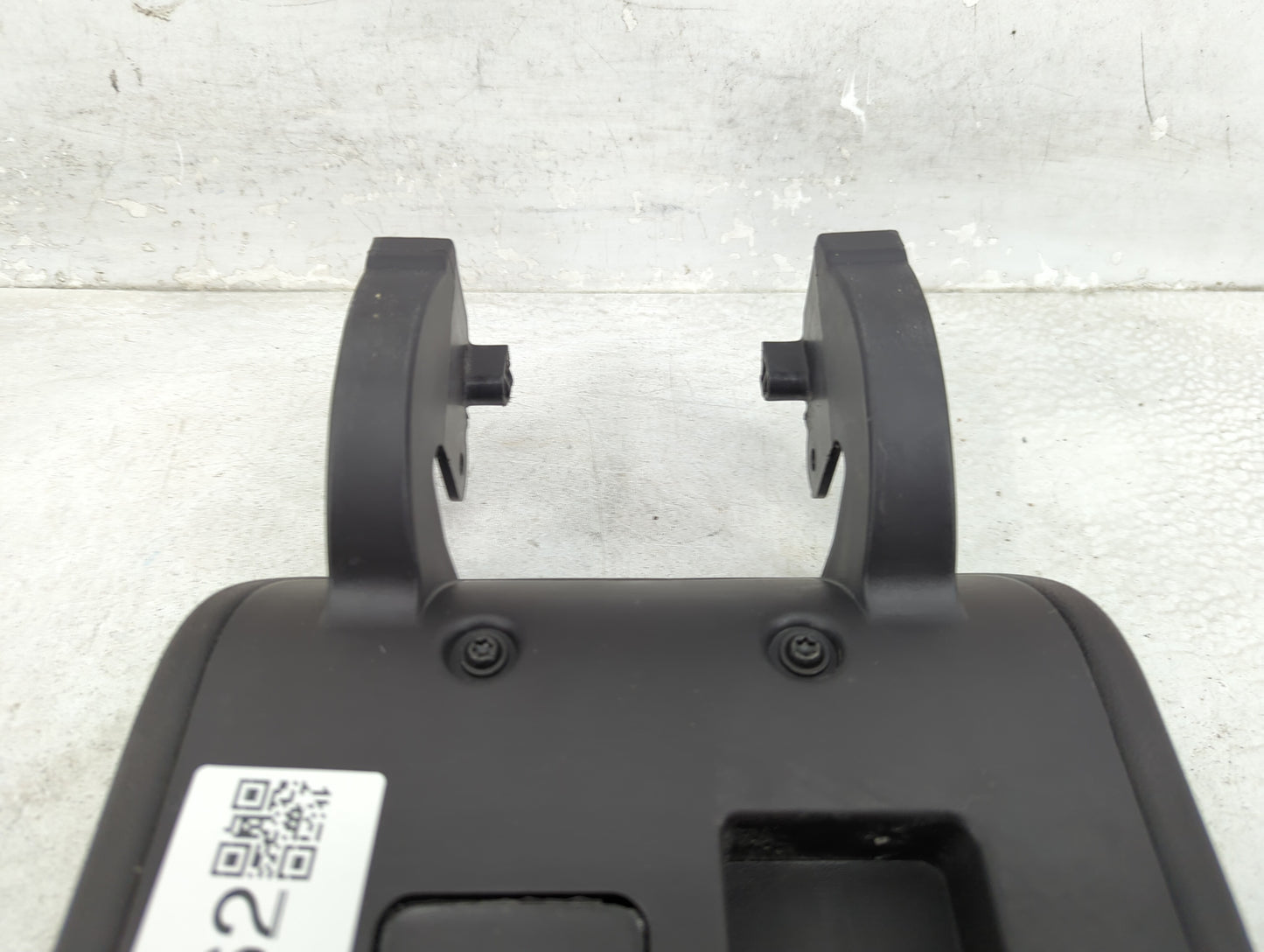 2018 Chevrolet Equinox Center Console Armrest Cover Lid Fits OEM Used Auto Parts - Oemusedautoparts1.com