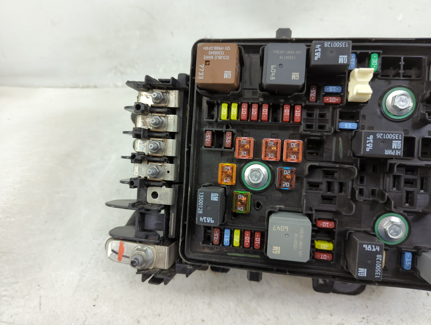 2018-2022 Chevrolet Equinox Fusebox Fuse Box Panel Relay Module Fits Fits 2018 2019 2020 2021 2022 OEM Used Auto Parts - Oem