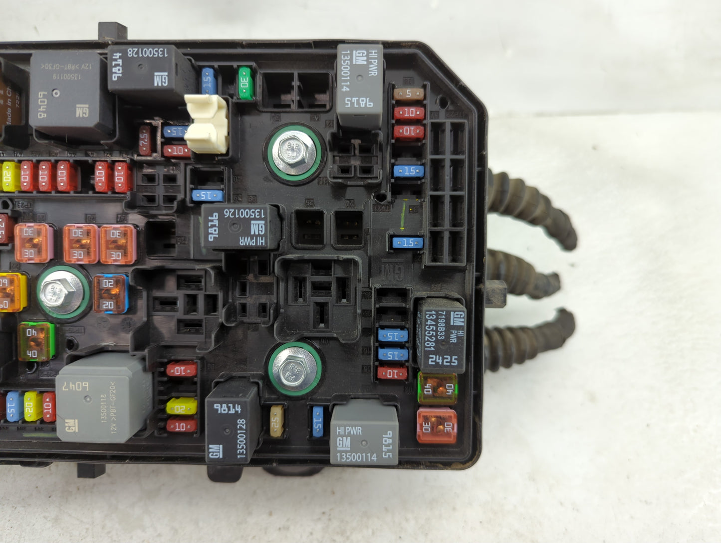 2018-2022 Chevrolet Equinox Fusebox Fuse Box Panel Relay Module Fits Fits 2018 2019 2020 2021 2022 OEM Used Auto Parts - Oem