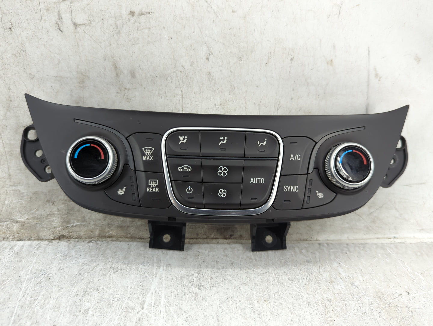 2018 Chevrolet Equinox Climate Control Module Temperature AC/Heater Replacement P/N:84422506 7370200000000X, 000235226 Fits 