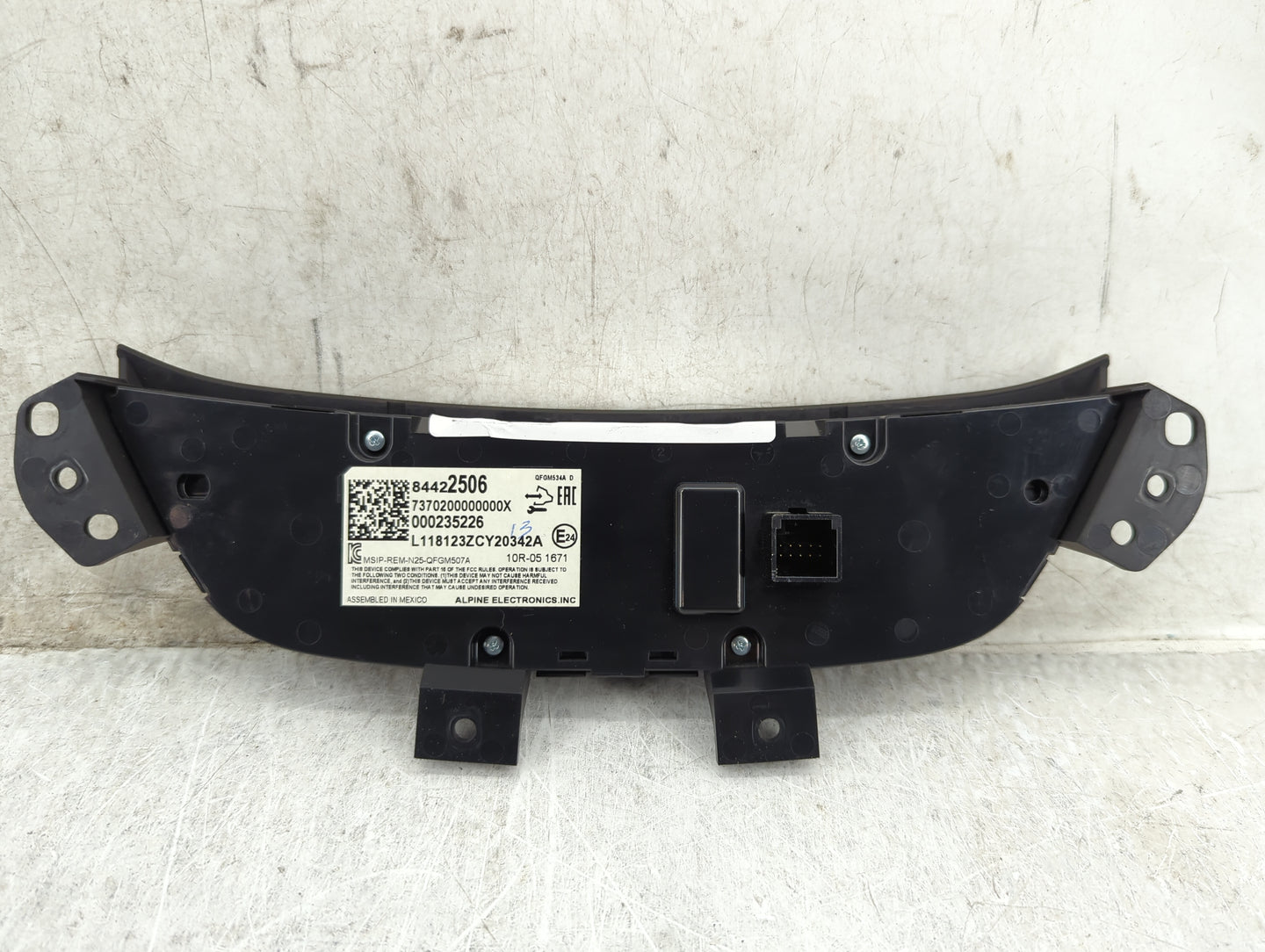 2018 Chevrolet Equinox Climate Control Module Temperature AC/Heater Replacement P/N:84422506 7370200000000X, 000235226 Fits 