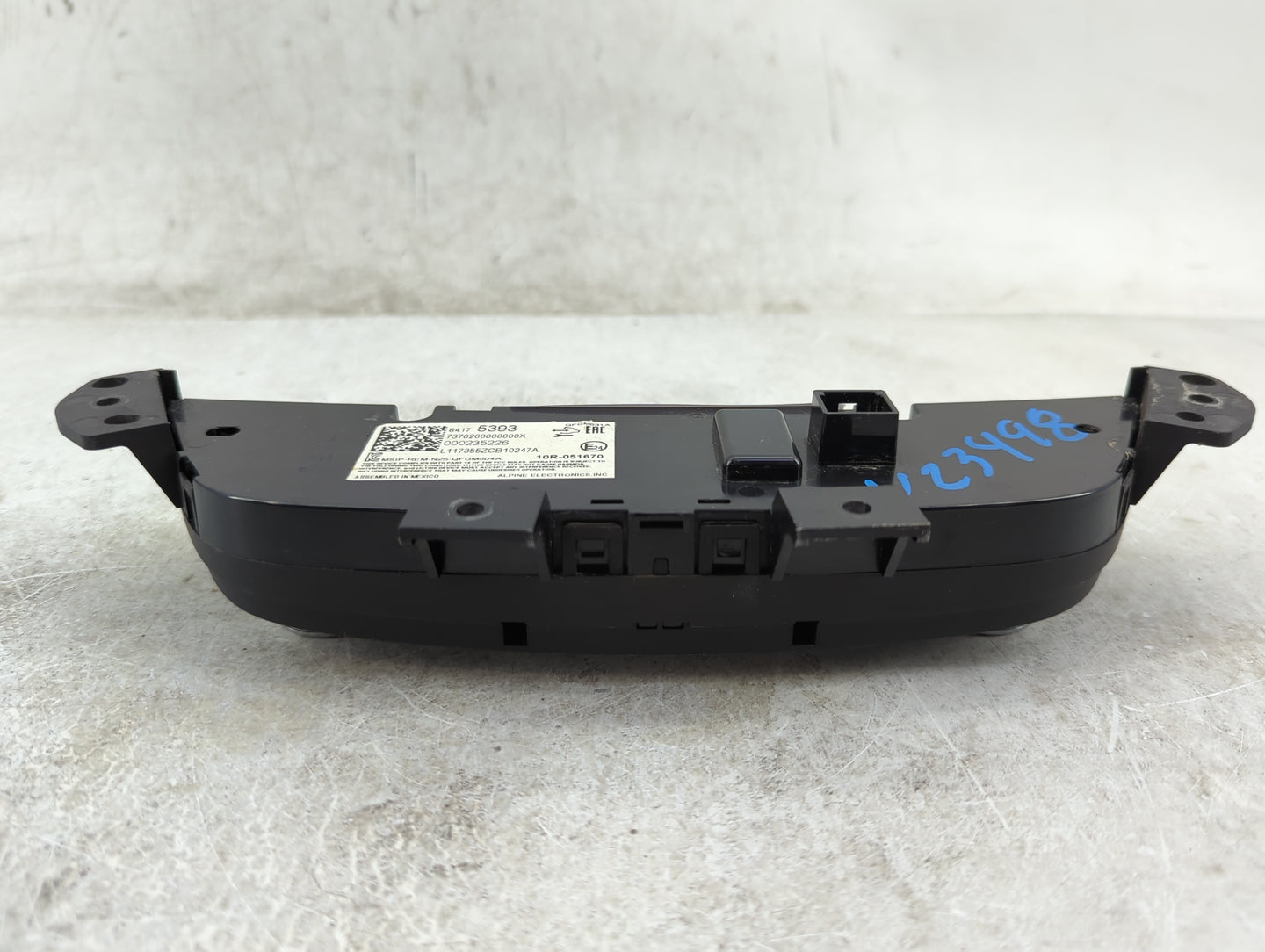 2018 Chevrolet Equinox Climate Control Module Temperature AC/Heater Replacement P/N:84175393 Fits OEM Used Auto Parts - Oemu