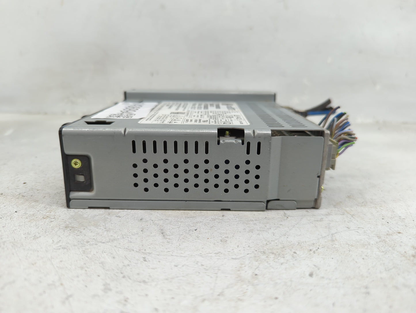 2018 Chevrolet Equinox Radio AM FM Cd Player Receiver Replacement P/N:42532875 7310500000000X, 555343750 Fits Fits 2017 OEM 