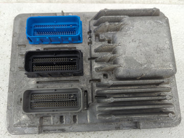 2018-2020 Chevrolet Equinox PCM Engine Control Computer ECU ECM PCU OEM P/N:12688973 12669908 Fits OEM Used Auto Parts - Oem