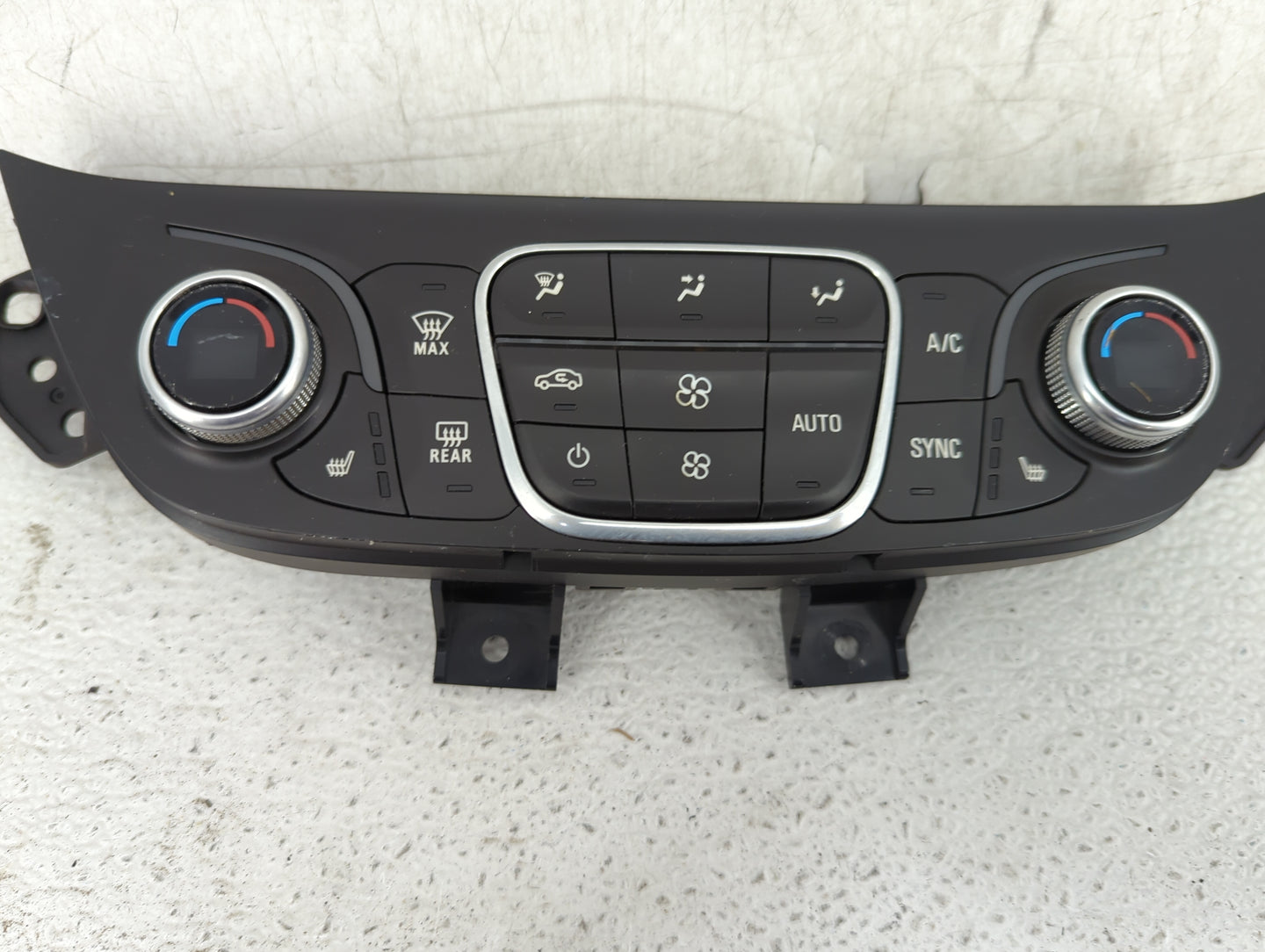 2018-2019 Chevrolet Equinox Climate Control Module Temperature AC/Heater Replacement P/N:84422506 Fits Fits 2018 2019 OEM Us