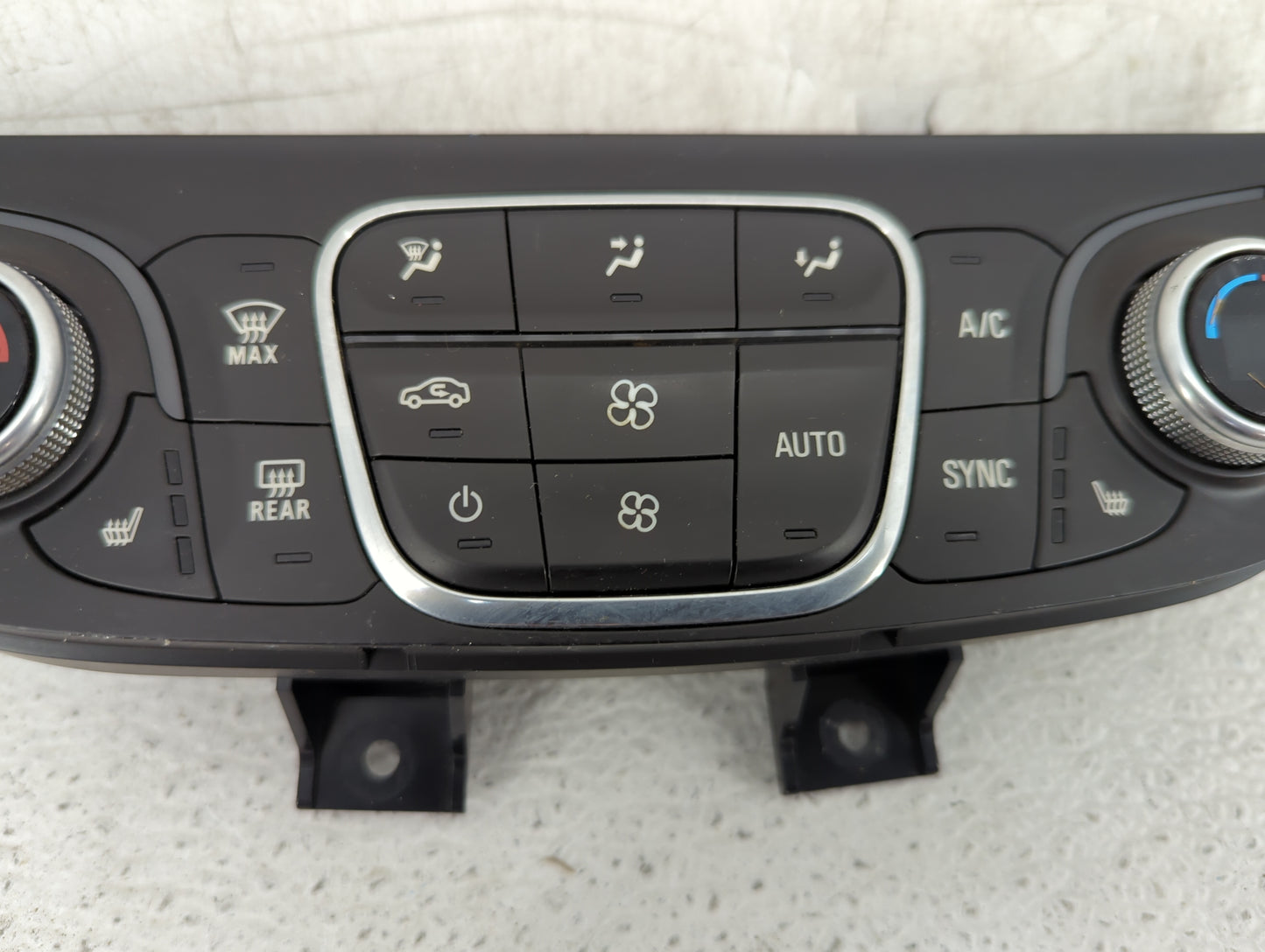 2018-2019 Chevrolet Equinox Climate Control Module Temperature AC/Heater Replacement P/N:84422506 Fits Fits 2018 2019 OEM Us