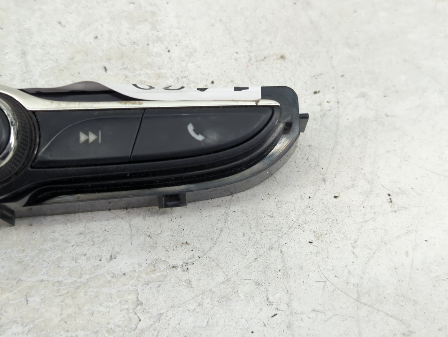 2018-2018 Chevrolet Equinox Radio Control Panel - Oemusedautoparts1.com