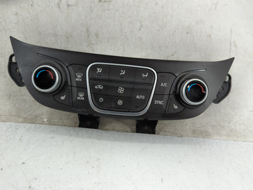 2018 Chevrolet Equinox Climate Control Module Temperature AC/Heater Replacement P/N:84175394 7370200000000X, 000235226 Fits 