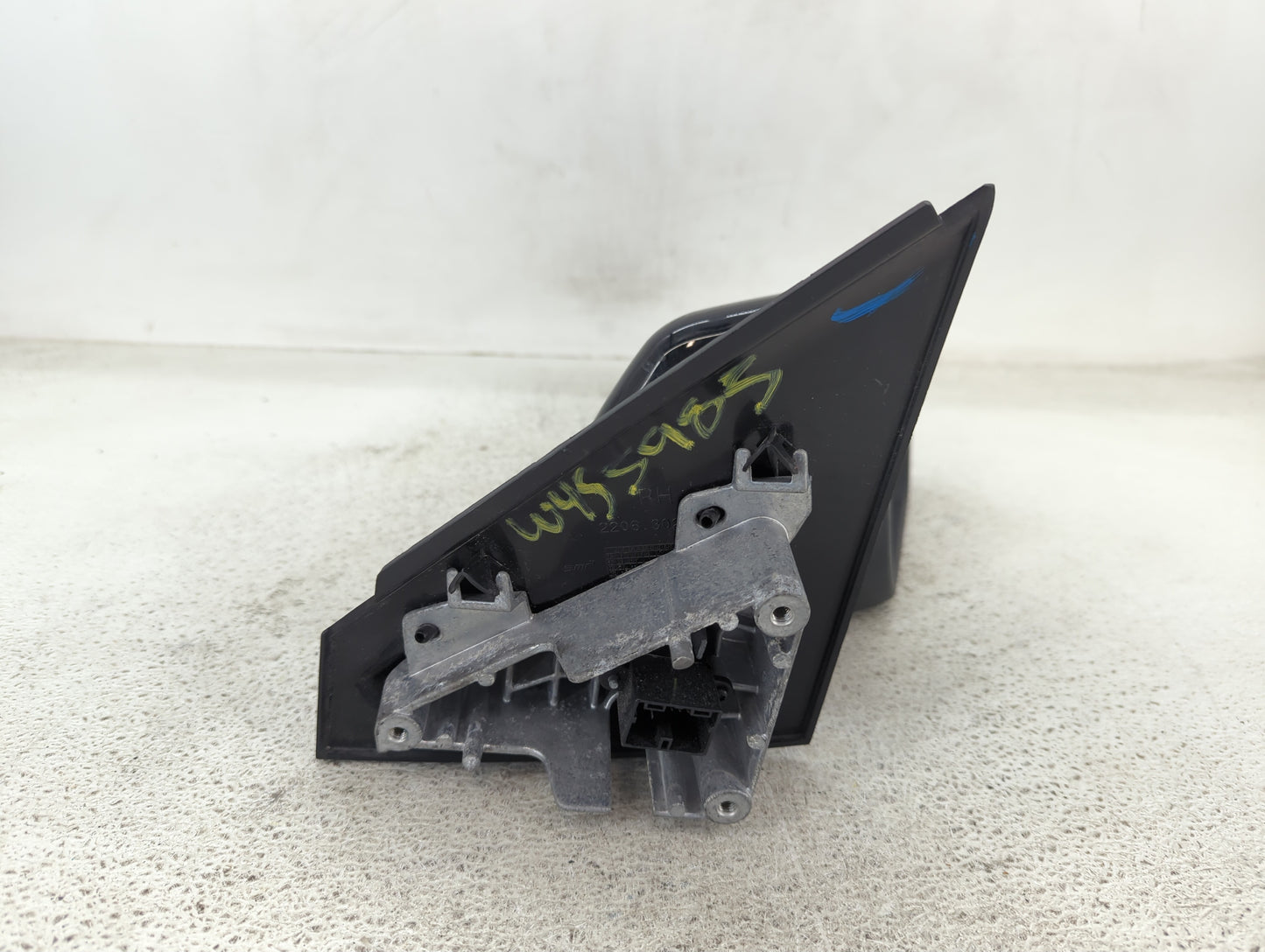2018-2020 Chevrolet Equinox Passenger Side View Mirror - Right Door Mirror OEM Used - Oemusedautoparts1.com